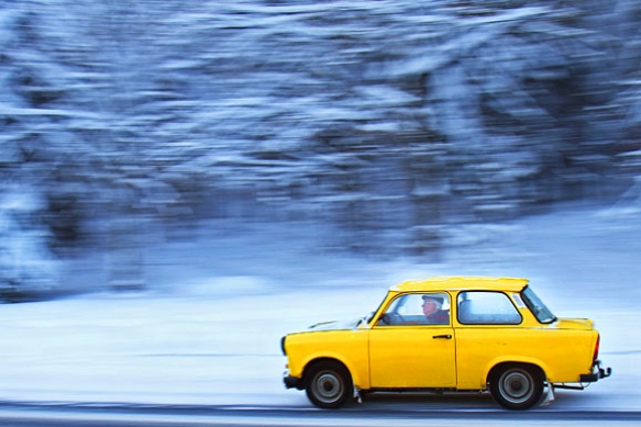 Presse: Winterfeature Trabi im Schneetreiben